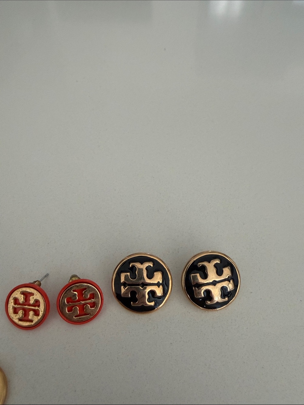 Tory Burch set of three earrings - Picture 5 of 5